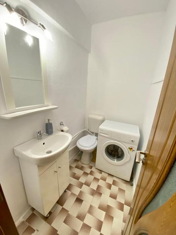 Downtown Apartment Krajowa Zewnętrze zdjęcie
